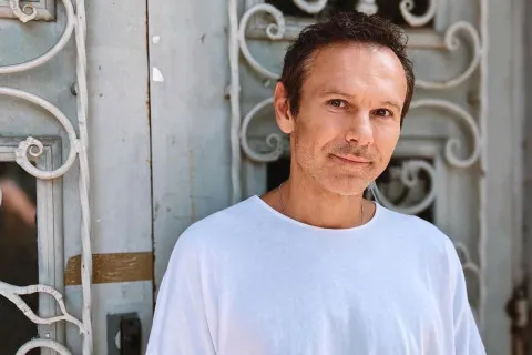 Святослав Вакарчук вперше заговорив про особисте життя: показав дружину і дітей, згадав колишню