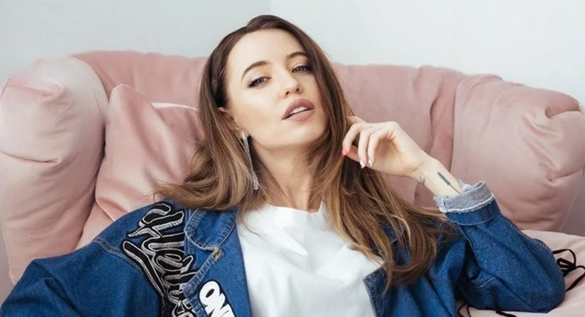 Это было больно и тяжело: Дорофеева рассказала о своей внутренней борьбе за украинский язык - today.ua