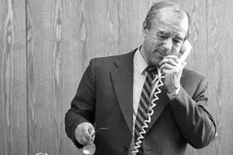 У Москві помер Віталій Коротич - український письменник і журналіст, який відкрив СРСР світові