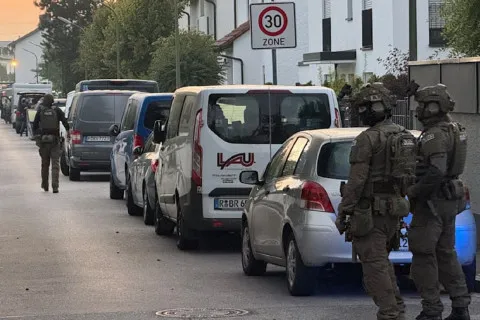 Мюнхен охопила паніка: серія вибухів та пожежа спричинили масштабну операцію поліції, є загиблий