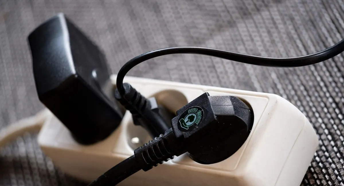 Эти приборы незаметно крадут ваши деньги: выключайте их из розетки, чтобы сэкономить - today.ua