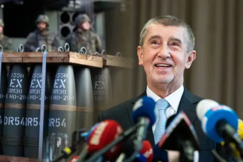 Чехия может изменить тон: победитель выборов Бабиш хочет пересмотреть поставки боеприпасов Украине