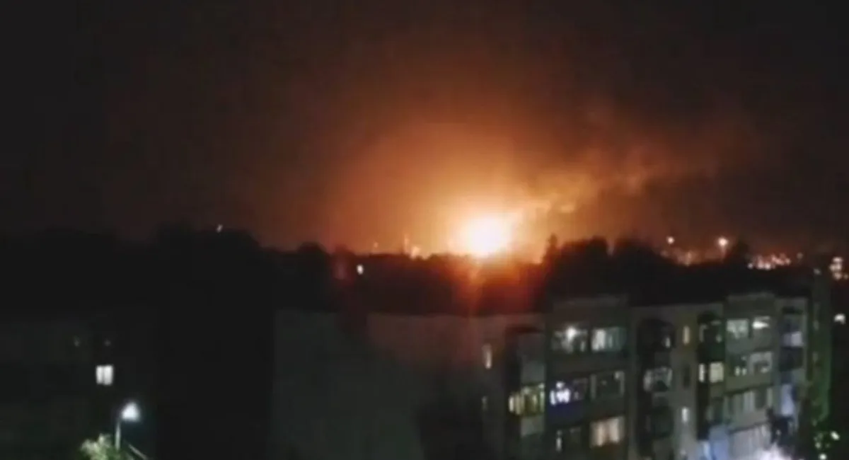 Дроны атаковали НПЗ компании Лукойл в Нижегородской области РФ (фото, видео) - today.ua