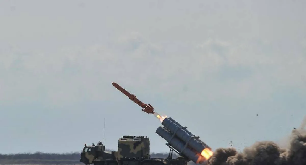Эксперты сравнили единственную дальнобойную европейскую ракету с Длинным Нептуном: чем впечатляет украинская разработка - today.ua
