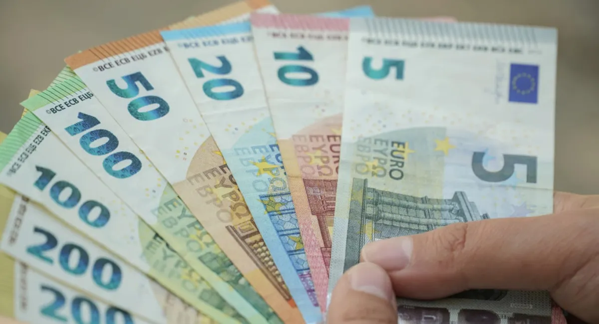 До 10 тисяч євро: європейська країна заплатить українцям за те, щоб вони повернулись на батьківщину - today.ua