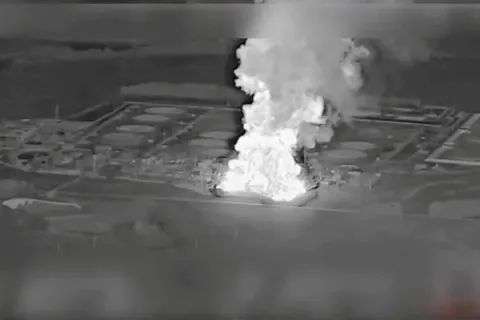 Может стать "новым уровнем разрушительной силы": Украина пустила в ход крылатые ракеты Фламинго - The Economist