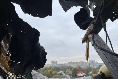 Удар РФ по роддому в Сумах: в ГСЧС показали последствия