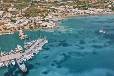 Безкоштовне житло, відпочинок на пляжі та робота 5 годин на день: у Греції пропонують вакансію мрії