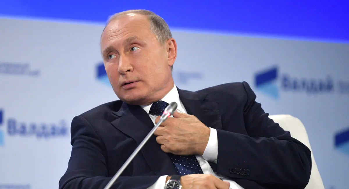 Він випив, щоби зняти страх: вигляд п'яного Путіна на екрані видав його жах перед тим, що відбувається - today.ua