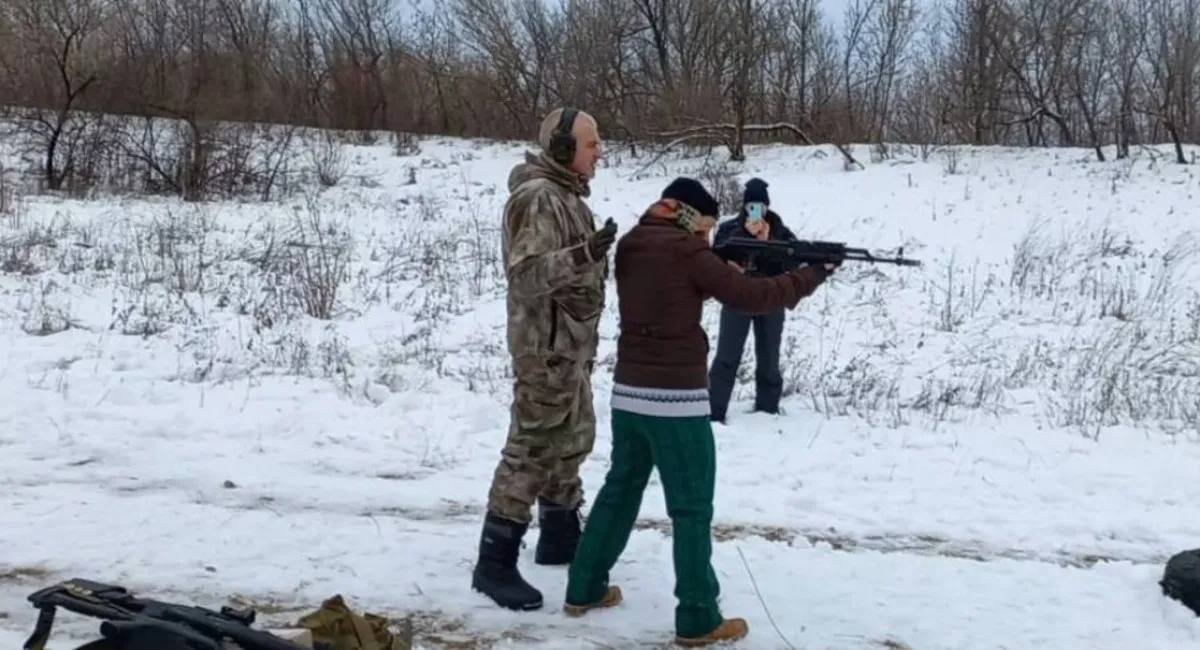 Гражданских украинцев призывают немедленно учиться стрелять - today.ua
