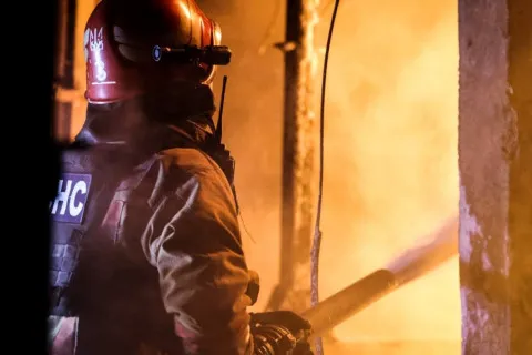 РФ атаковала Чернигов дронами и ракетами: повреждено предприятие и частные дома