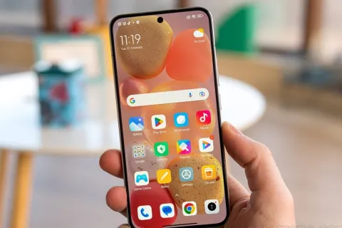 Топ Android-смартфонів цієї осені від AnTuTu: які моделі найвигідніші