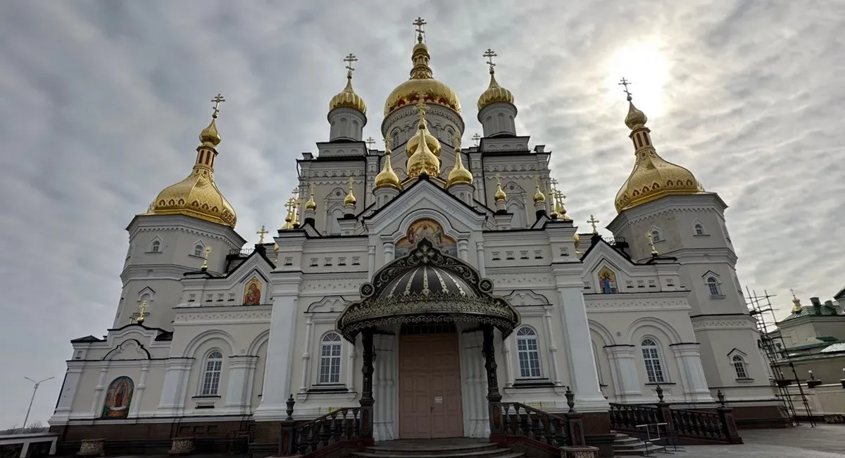 Обыски в Почаевской лавре: какие доказательства вины УПЦ МП хотят найти СБУ и полиция - today.ua