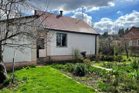 В Украине ажиотажно вырос спрос на частные дома: местами продавцы подняли цену почти вчетверо