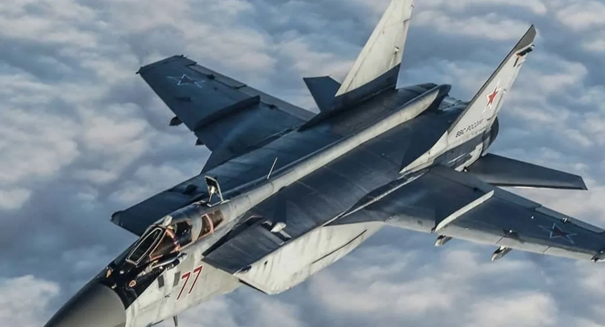 Ледь не поцупили МіГ-31 з “Кинжалом”: Москва знову звинувачує НАТО у провокації - today.ua