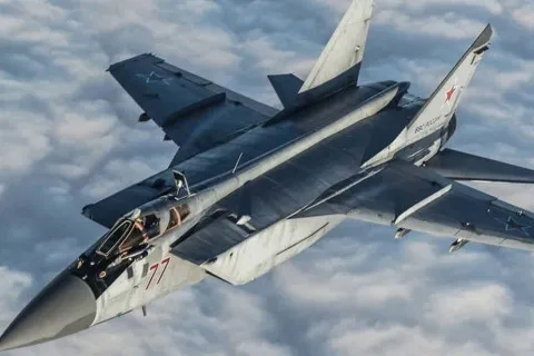 Чуть не украли МиГ-31 с "Кинжалом": Москва снова обвиняет НАТО в провокации