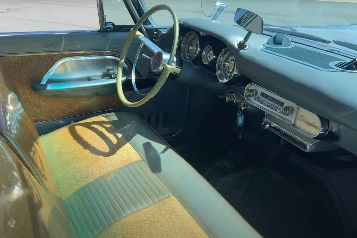 Найденный после 36 лет забвения: редкий Chrysler 1958 года поразил коллекционеров идеальным состоянием - today.ua