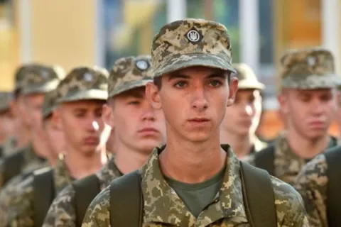 "Возраст не имеет значения": студентов после присяги будут зачислять в резерв ВСУ