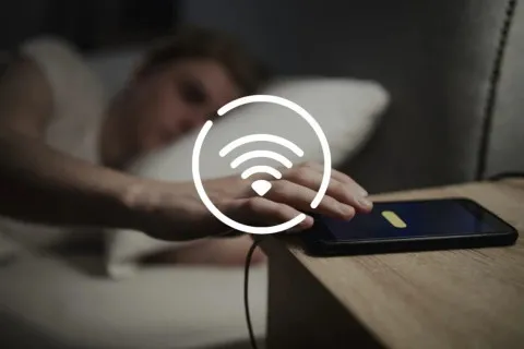 Чому важливо відключати Wi-Fi на смартфоні перед сном: що може трапитись