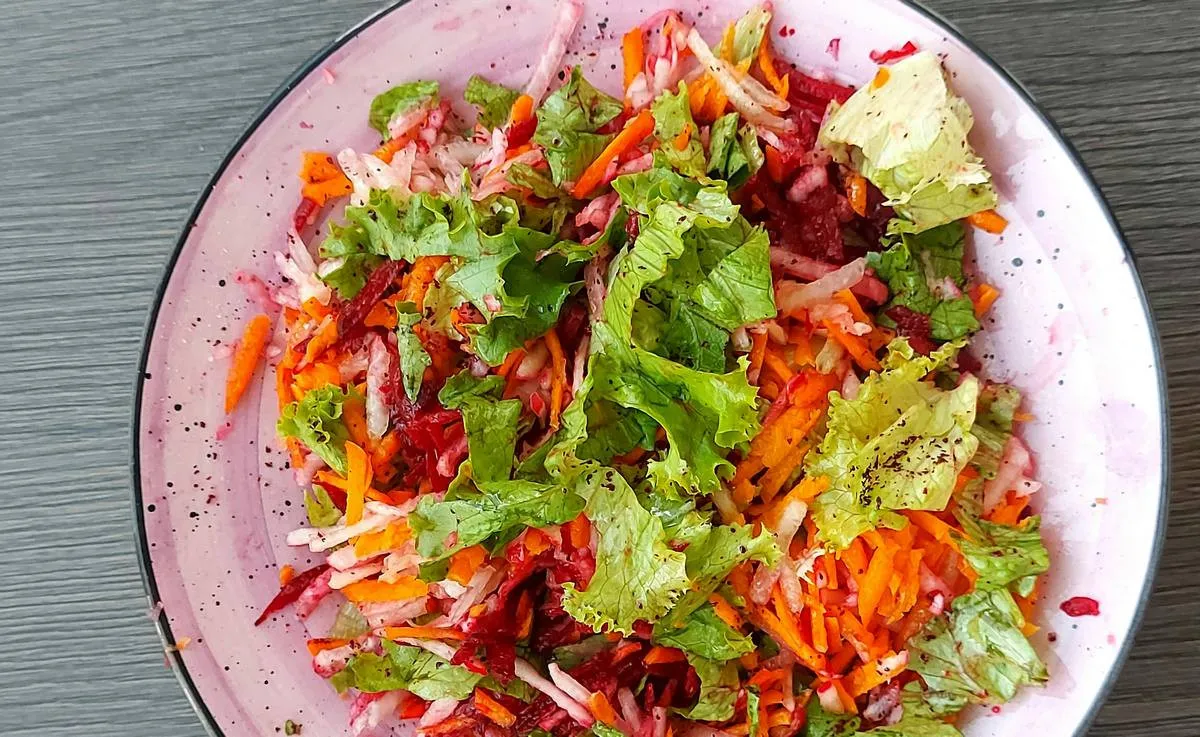 Полезное питание в холодное время года: чем заменить свежие овощи и фрукты осенью и зимой - today.ua