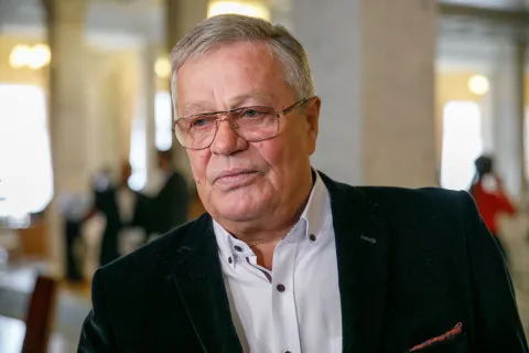 Украинского нардепа-миллионера ограбили на улице возле популярного супермаркета: как поступили с грабителем