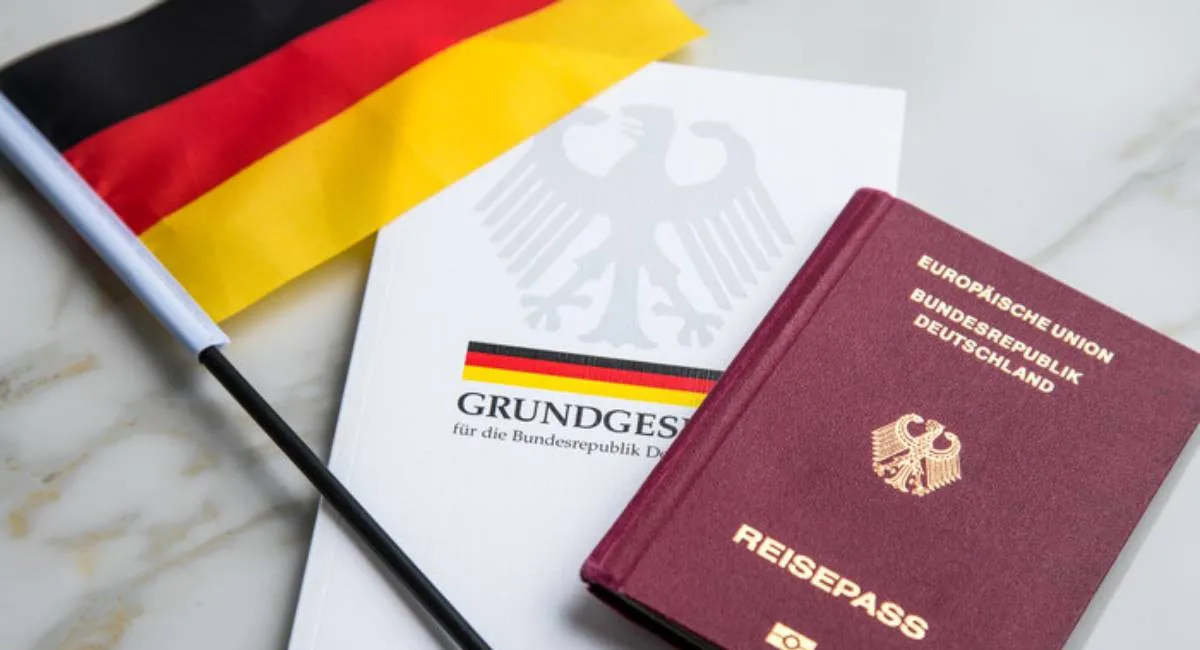 Германия меняет правила получения гражданства: что нужно знать украинцам - today.ua