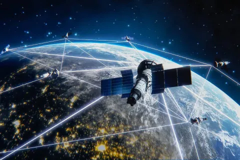 Угрожать будет каждому: эксперты предупреждают об опасности космического оружия