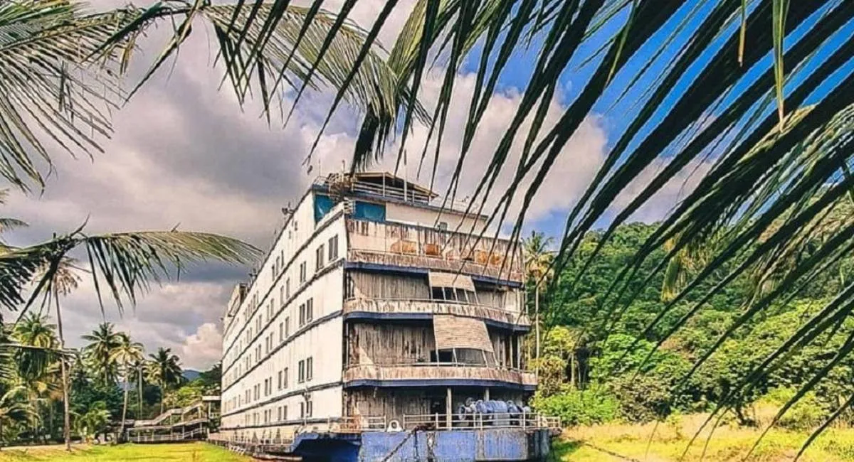 Проклята розкіш: загадкова історія покинутого готелю-корабля у Таїланді - today.ua