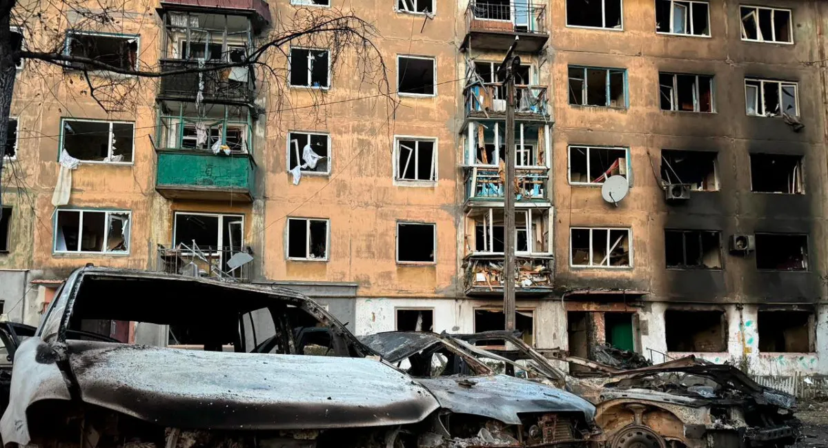 РФ вдарила дронами по багатоповерхівках на Дніпропетровщині: постраждало 10 людей (фото) - today.ua