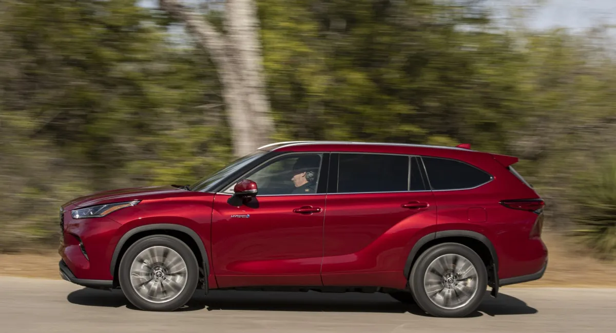 Можно смело покупать: ТОП-5 кроссоверов и внедорожников, которыми больше всего довольны владельцы - today.ua