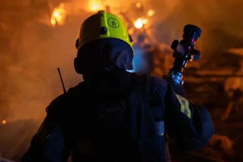 РФ вдарила КАБами по Харкову: в місті дев'ятеро постраждалих та численні руйнування приватних будинків