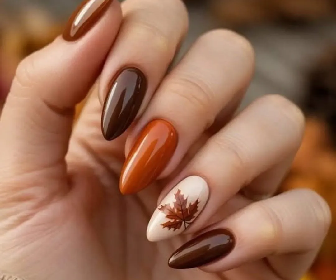 Стильный осенний маникюр: топ-7 ярких идей, которые поднимут настроение в холодные дни Стильный осенний маникюр: топ-7 ярких идей, которые поднимут настроение в холодные дни - today.ua
