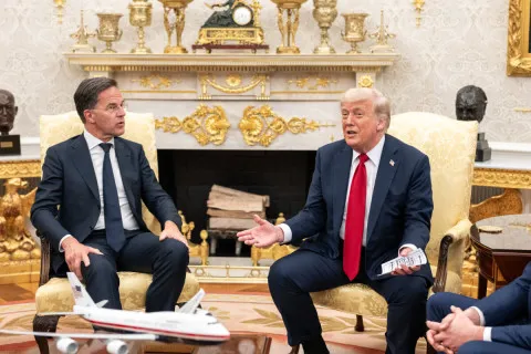 Новая волна напряженности между США и НАТО: что заявил Трамп после встречи с Рютте