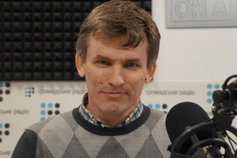 "Трамп хочет, чтобы встреча с Путиным закончилась big deal либо серьезным к этому продвижением, иначе он будет выглядеть просто паяцем", - политолог Леонид Швец