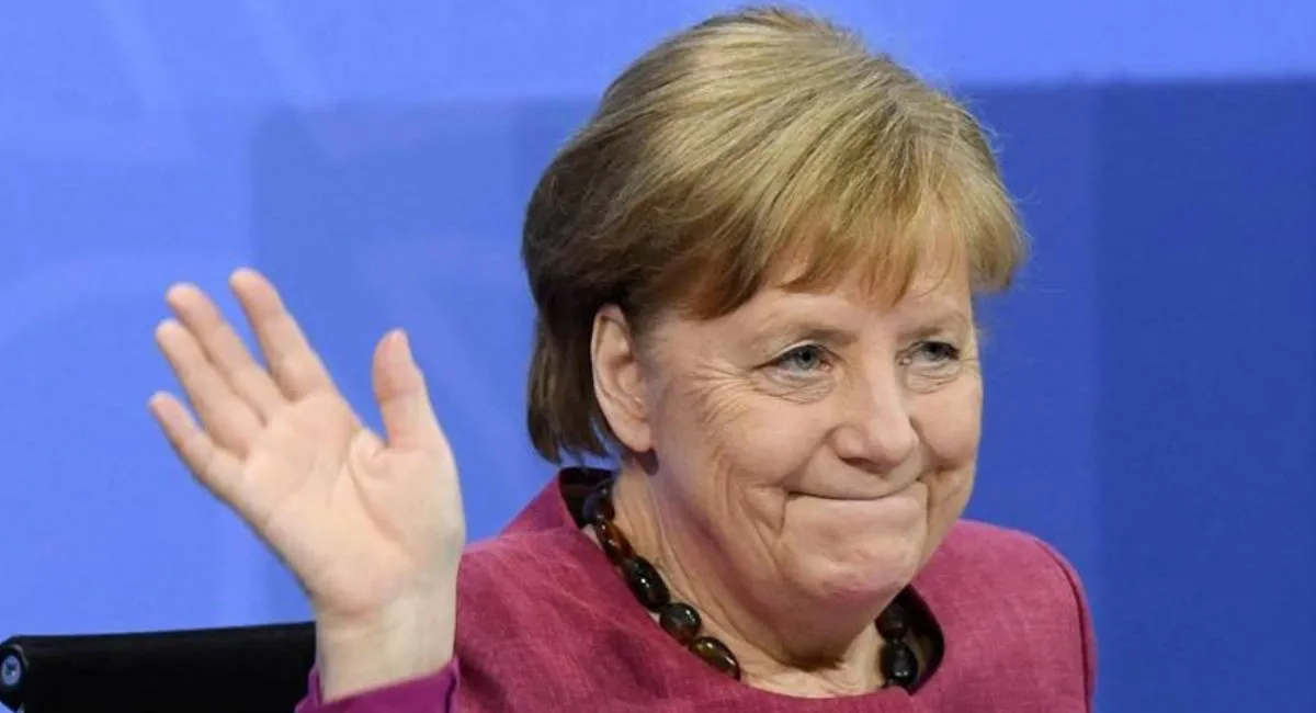 Меркель просила Украину не оказывать сопротивление: генерал из Литвы раскрыл детали оккупации Крыма - today.ua