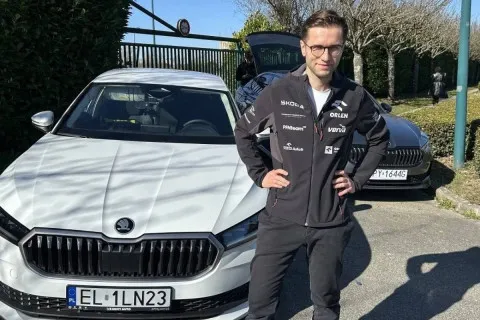 Skoda, которая не останавливается: как обычный седан преодолел 2 831 км без заправки