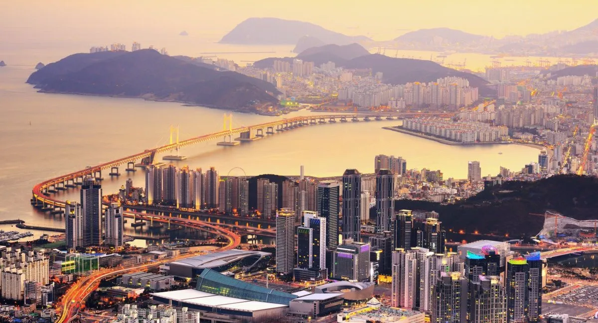 Поїздка в Пусан може стати доленосною для світу: де насправді вирішуватимуть закінчення війни в України - today.ua