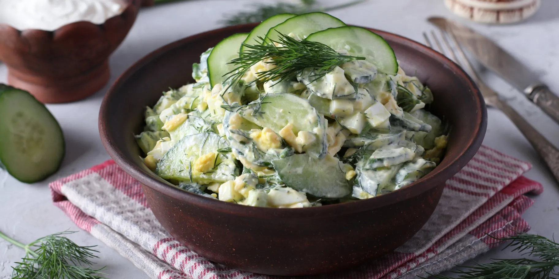 Вкусный салат из трех ингредиентов: рецепт быстрого и полезного перекуса Вкусный салат из трех ингредиентов: рецепт быстрого и полезного перекуса - today.ua