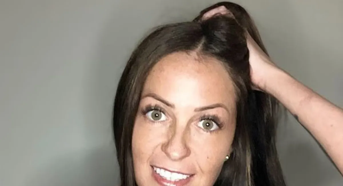 Решила подзаработать на OnlyFans: учительницу выгнали из школы из-за пикантных фото - today.ua