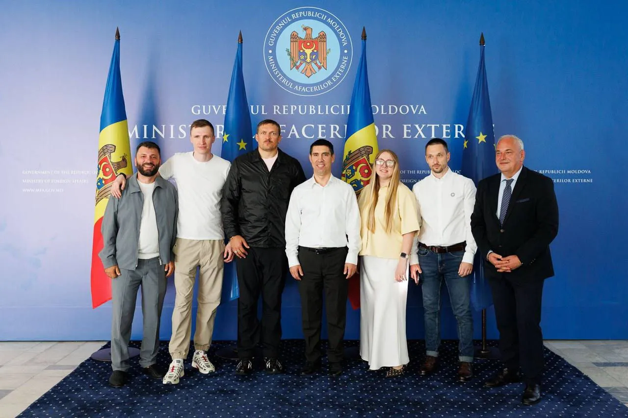 Ми з вами брати: Усик назвав єдину сусідню країну, яка ніколи не мала ніяких претензій до України - today.ua