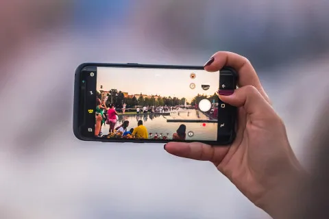 Топ бюджетних смартфонів із дійсно якісними камерами: що обрати у 2025 році