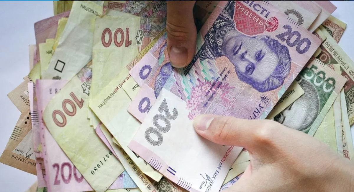 Украинцы старше 40 получат деньги на медицинские осмотры: стали известны процедура и сроки - today.ua