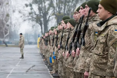 Новая реальность для студентов: что нужно знать о обязательной базовой общевоенной подготовке