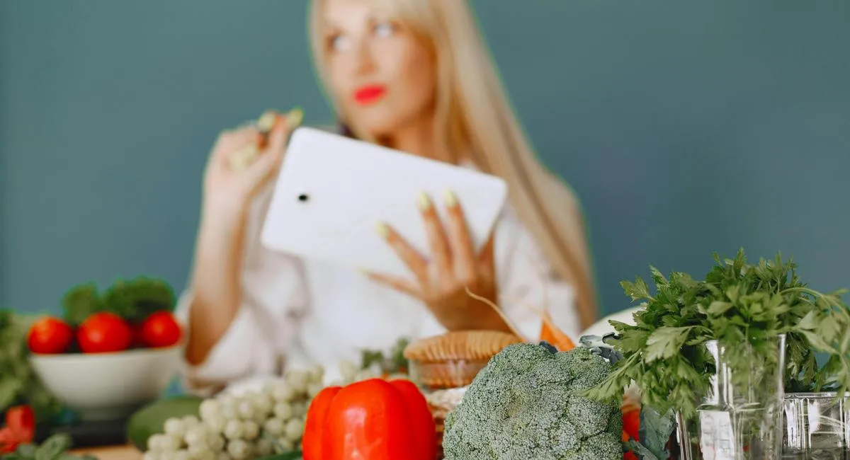 Похудение без вреда для здоровья: какие продукты помогут сбросить вес осенью - today.ua