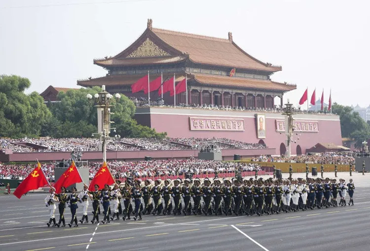У Пекіні пройшов найбільший військовий парад в історії Китаю (фото, відео) - today.ua