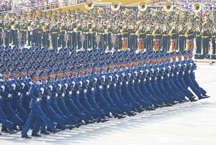 У Пекіні пройшов найбільший військовий парад в історії Китаю (фото, відео) - today.ua