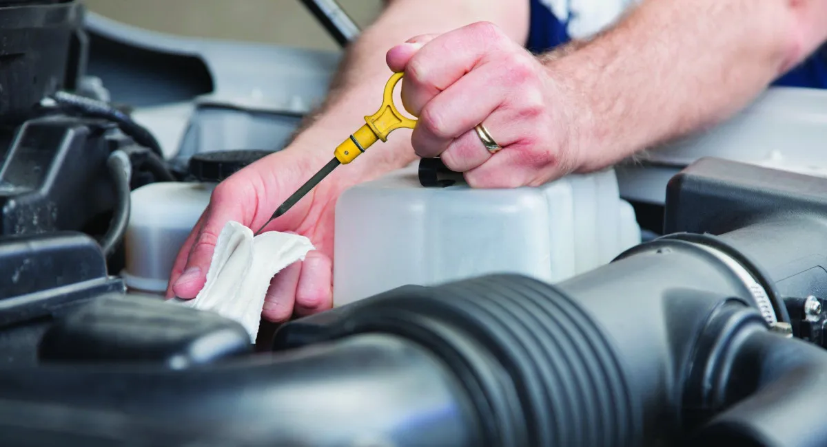 Перевірка рівня масла може вбити двигун автомобіля: як це робити правильно - today.ua