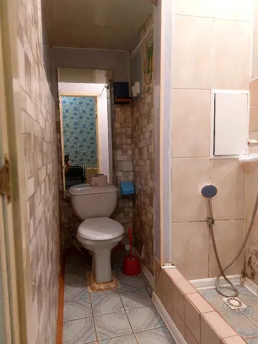 Лише 9 кв.м: як виглядає найменша в Україні орендна квартира, яку переобладнали з техприміщення - today.ua