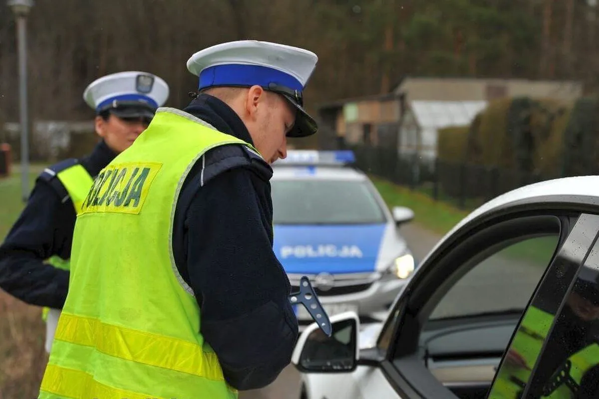 Штраф у 22 тисячі: українців у Польщі попередили про нові правила на дорогах - today.ua