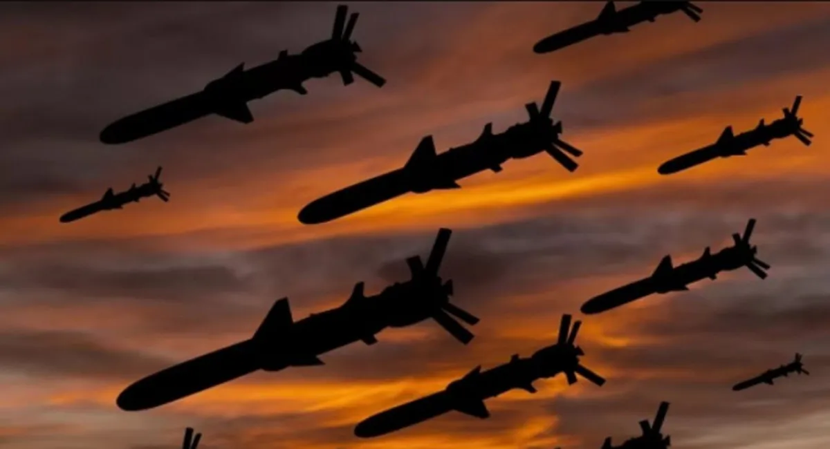 Разведывательные дроны РФ все чаще летают над украинскими городами: Жданов рассказал, когда ждать нового удара - today.ua